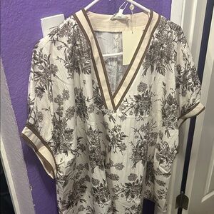 Entro Brown and Cream Floral V-Neck Blouse
